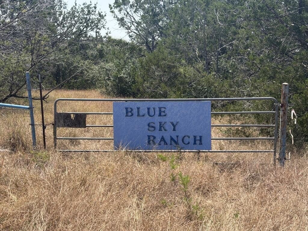 16.8 acres in Uvalde County - photo 3