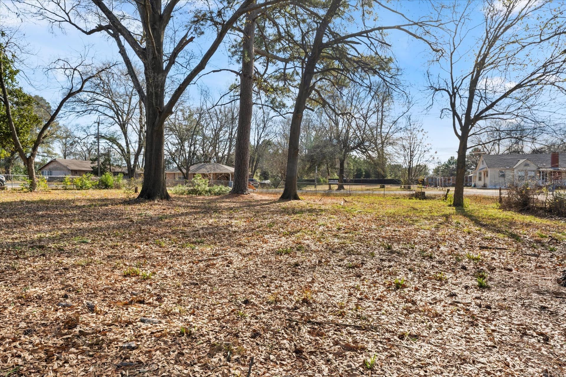 4.66 acres in Titus County - photo 17