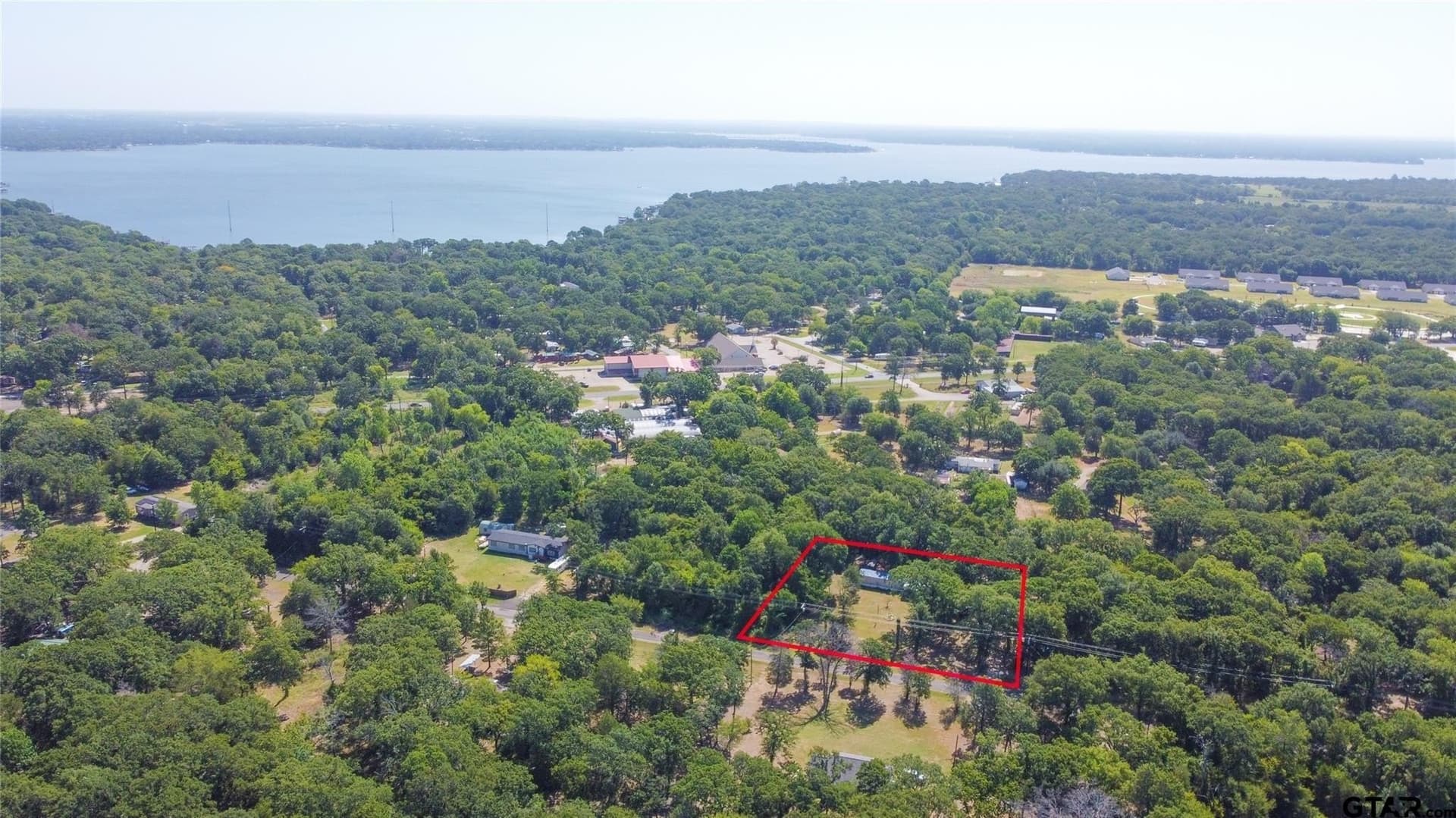 0.89 acres in Henderson County gallery image 3