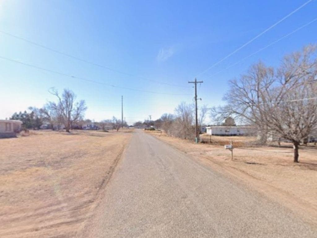 1.62 acres in Lubbock County gallery image 2