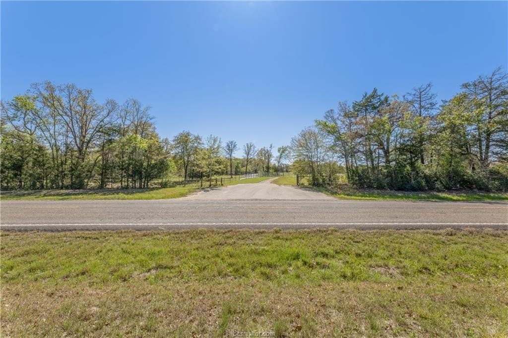 49.67 acres in Robertson County - photo 44