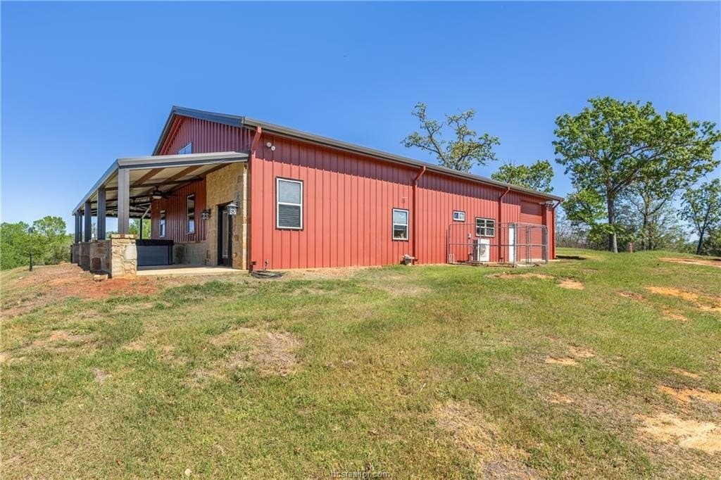 49.67 acres in Robertson County - photo 24