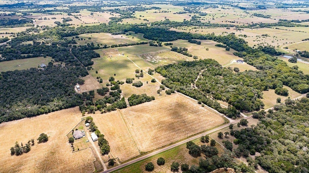 56.22 acres in Fayette County - photo 2
