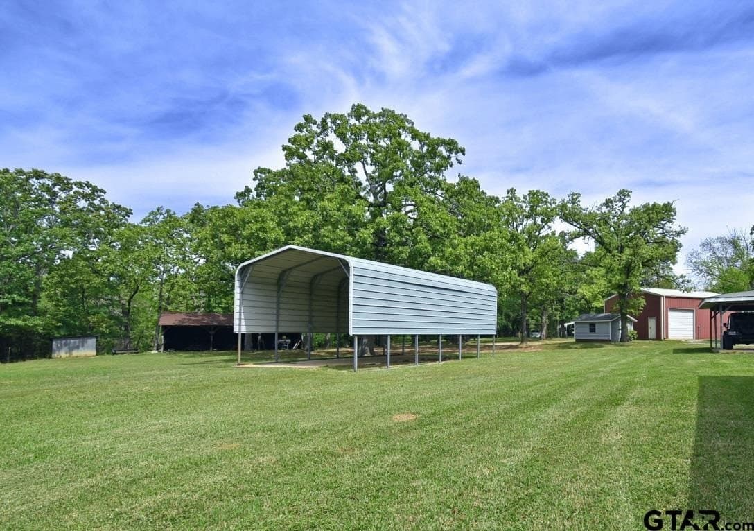 32.6 acres in Wood County - photo 9