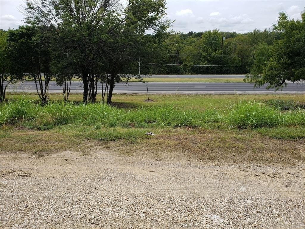1.39 acres in Tarrant County gallery image 4