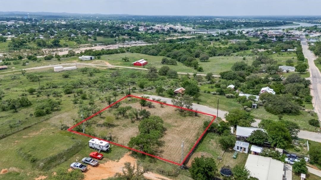 0.48 acres in Llano County - photo 7