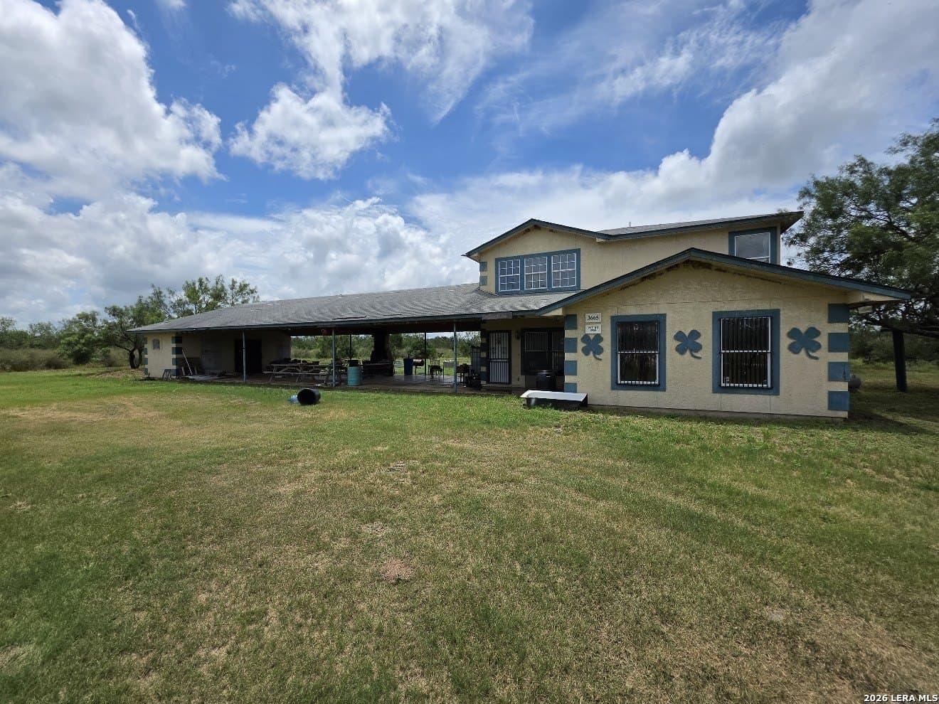 117.91 acres in Uvalde County gallery image 2