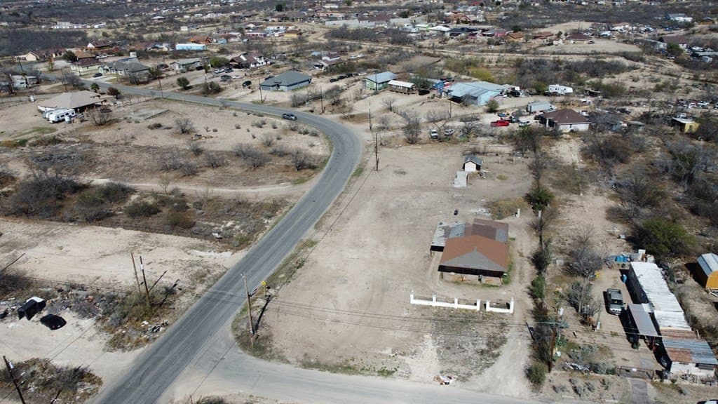 0.53 acres in Maverick County - photo 3