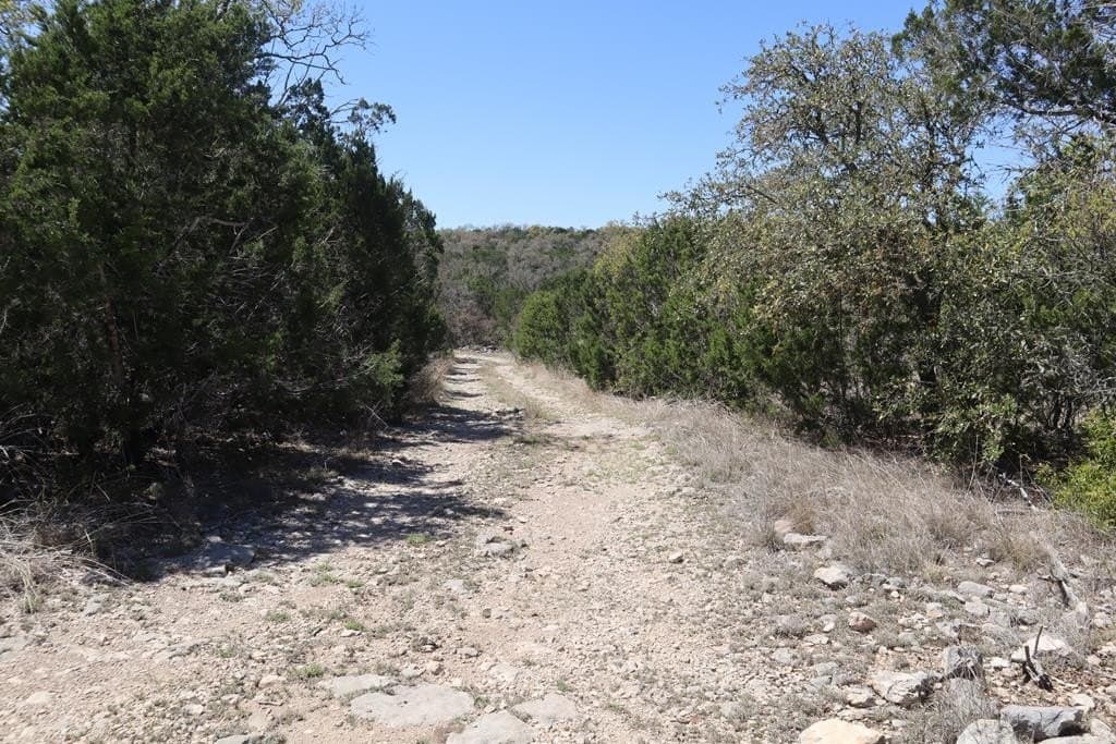 20.33 acres in Real County - photo 39