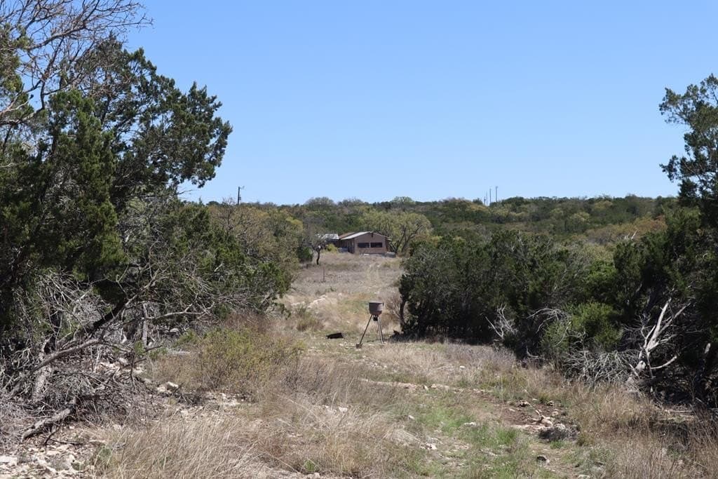 20.33 acres in Real County - photo 29