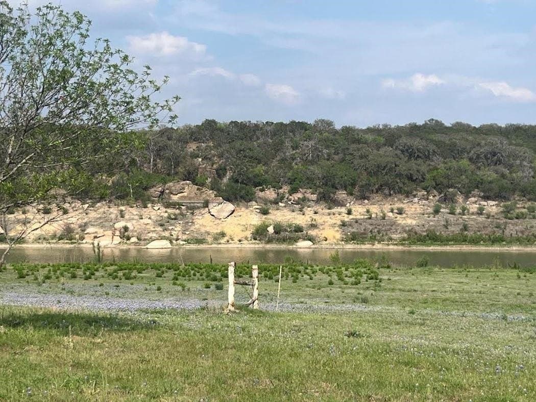 1.55 acres in Burnet County - photo 24