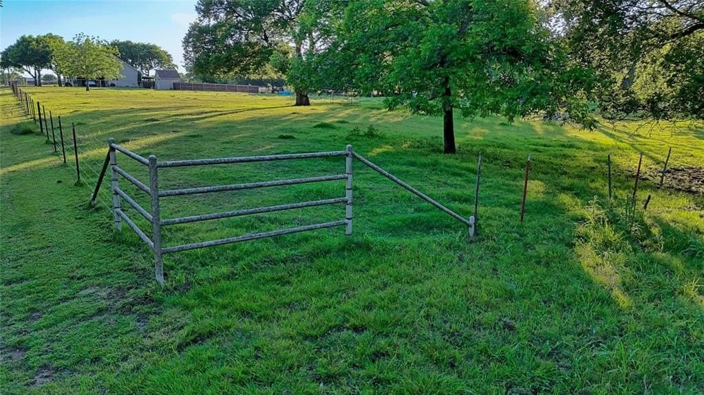 1.52 acres in Montague County gallery image 3