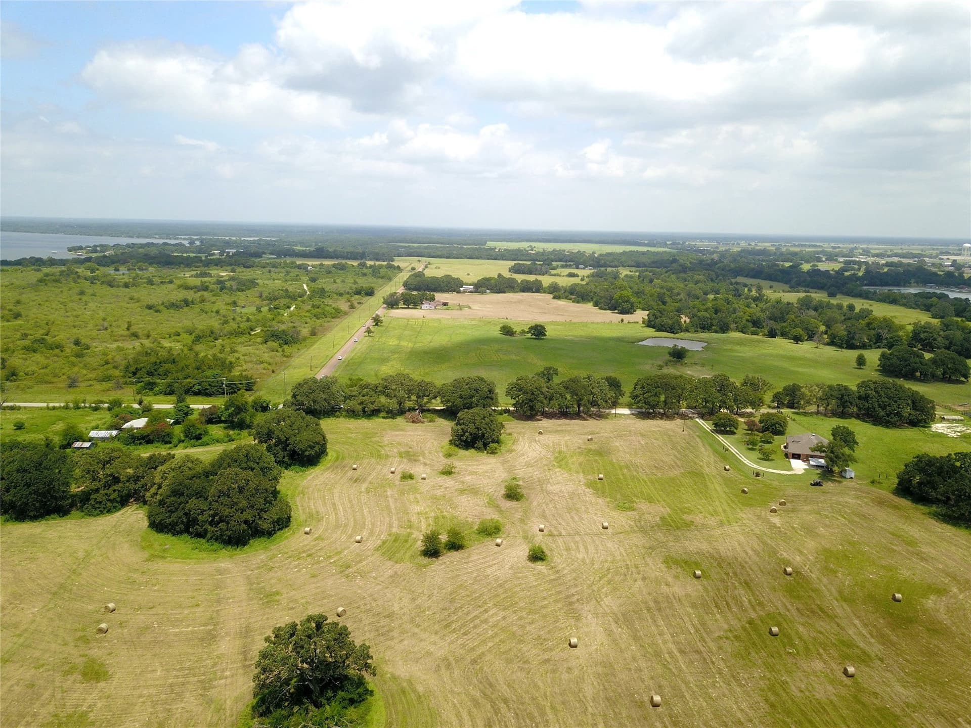 43.29 acres in Henderson County - photo 9