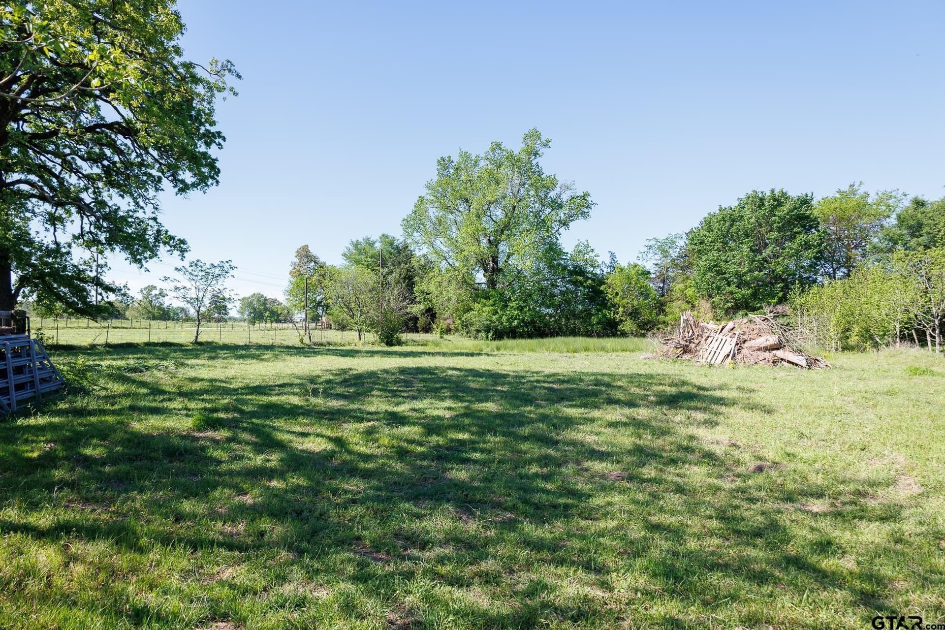 31.74 acres in Smith County - photo 18