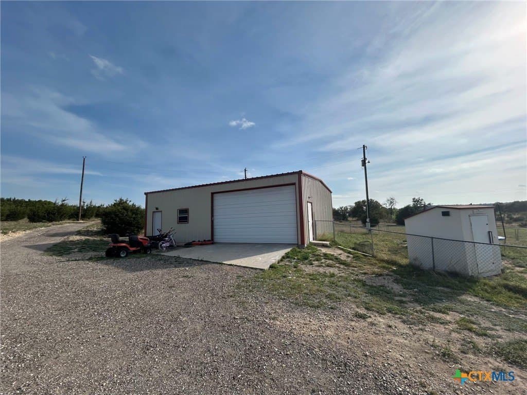 11 acres in Coryell County gallery image 4