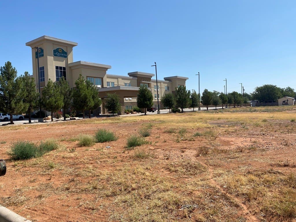 1.46 acres in Andrews County gallery image 2