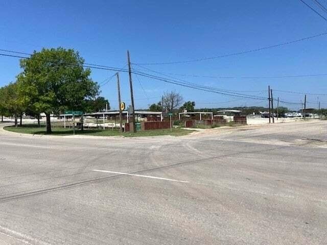 0.35 acres in Sutton County gallery image 2