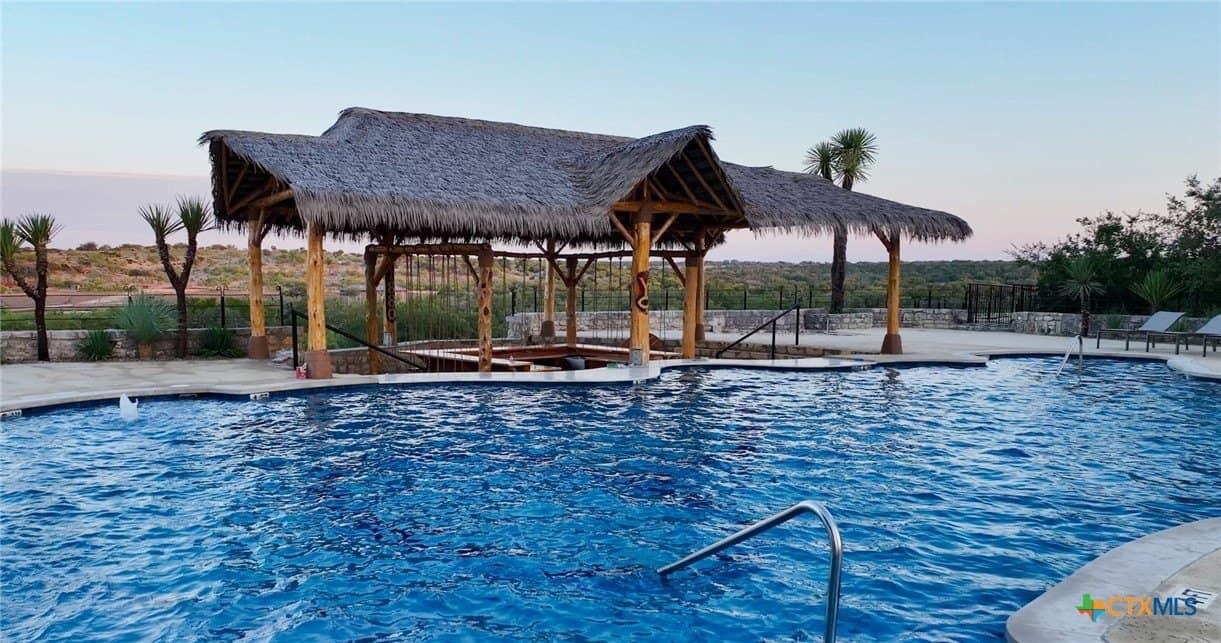 105.21 acres in Kerr County gallery image 3