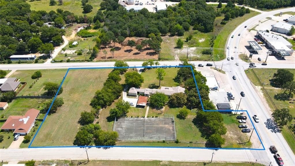 2.25 acres in Tarrant County gallery image 2