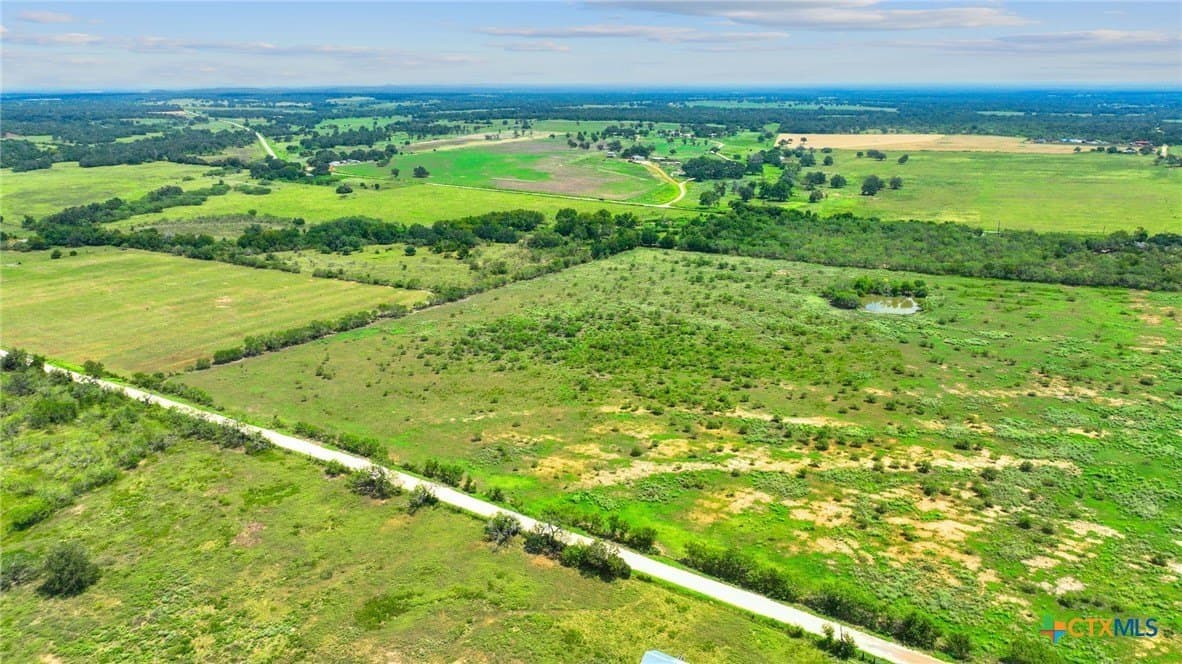 2.25 acres in Gonzales County - photo 4