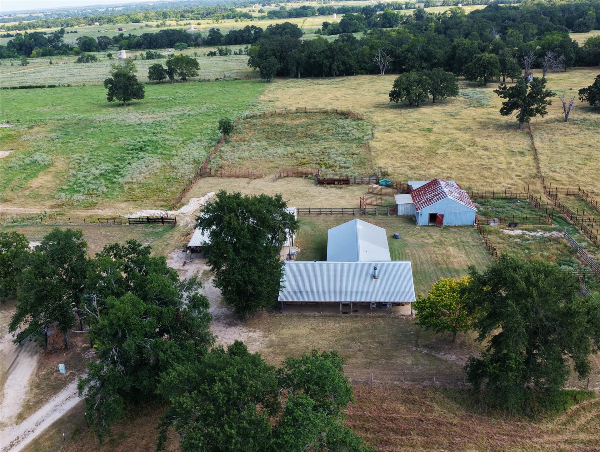 43.03 acres in Freestone County - photo 35