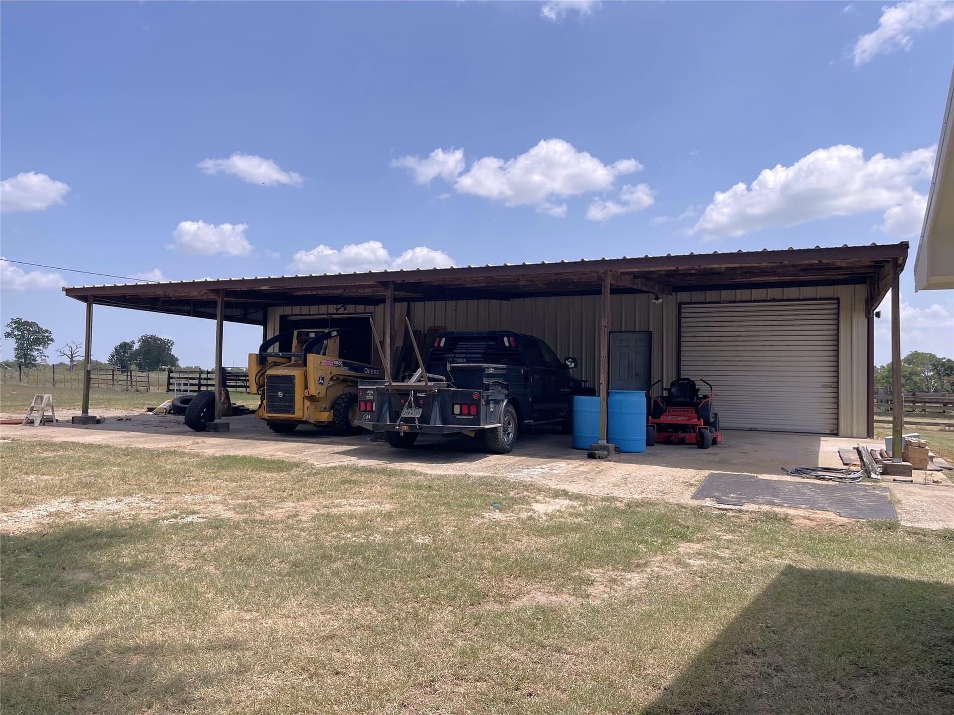 43.03 acres in Freestone County - photo 36