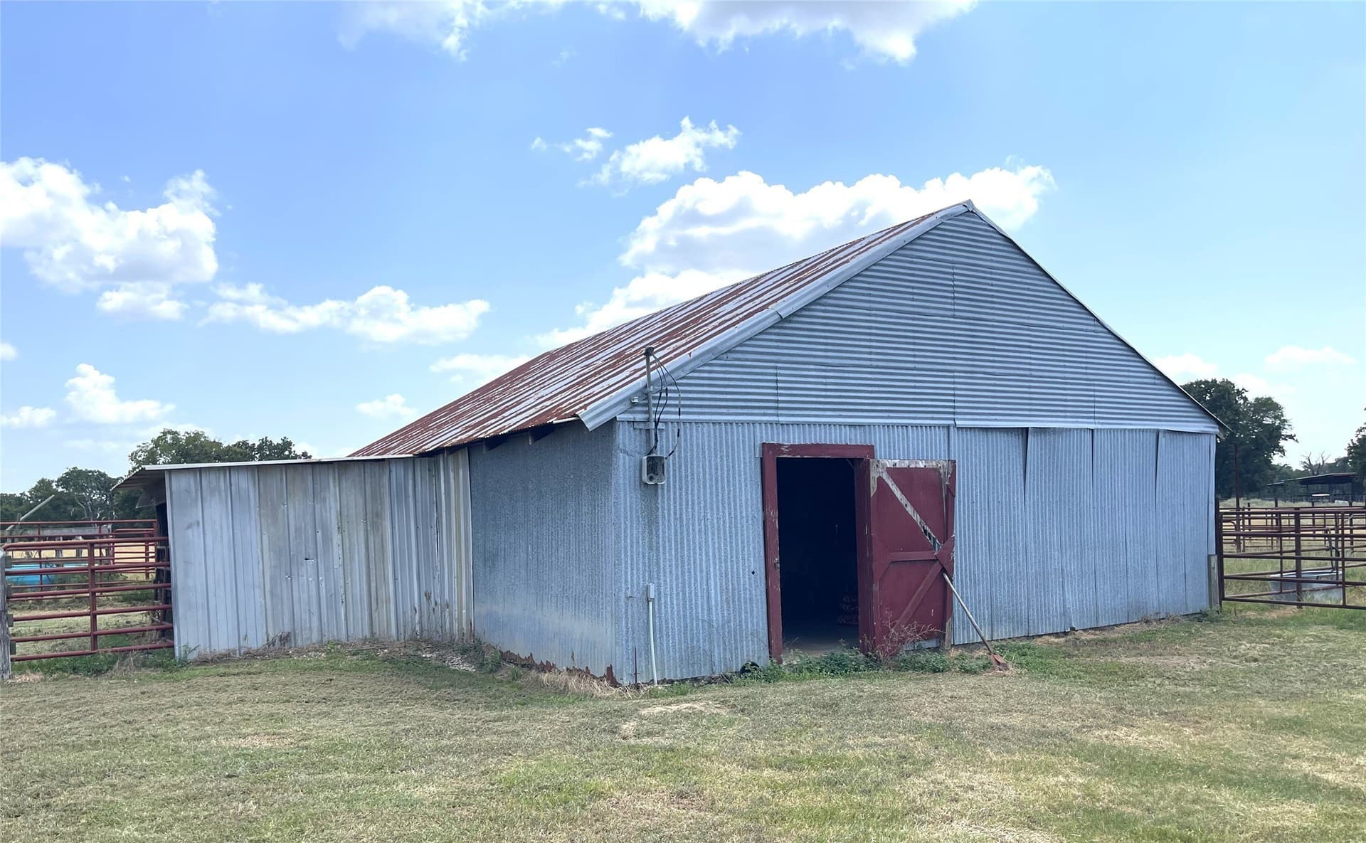 43.03 acres in Freestone County - photo 38