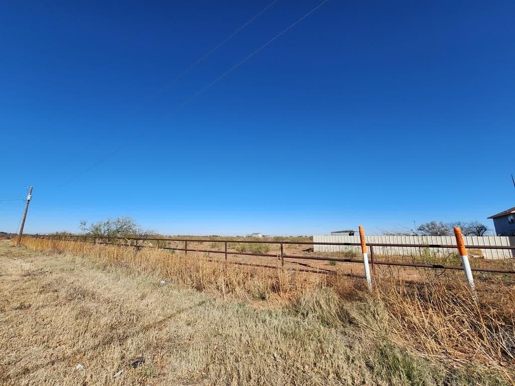 9 acres in Andrews County gallery image 3