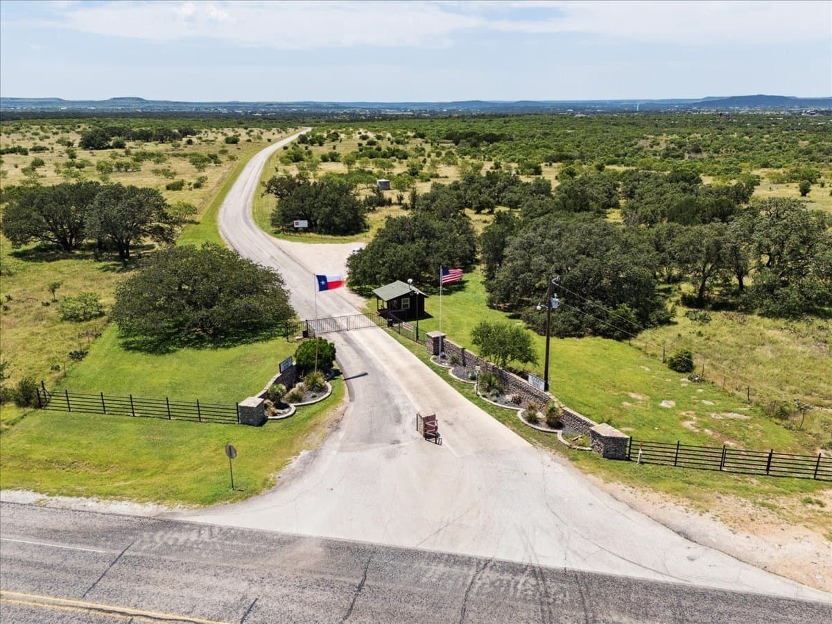 4.1 acres in Palo Pinto County gallery image 4