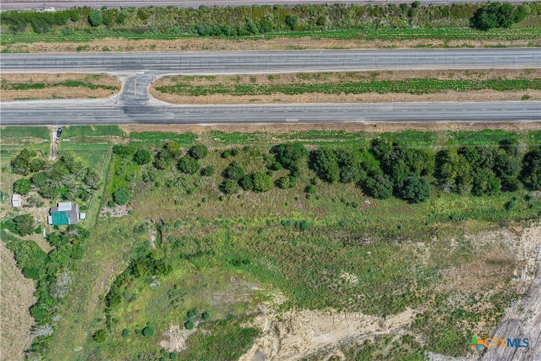0.39 acres in Victoria County - photo 3