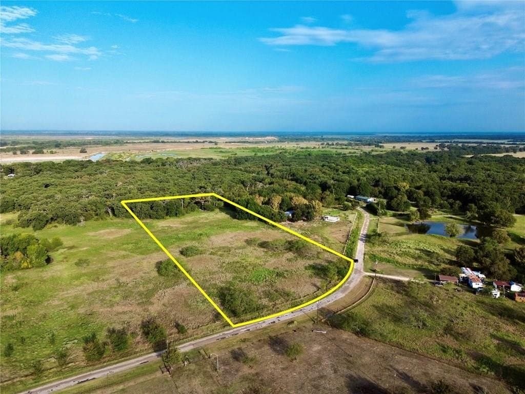 4.82 acres in Kaufman County