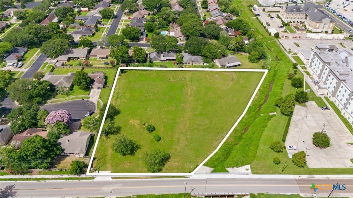 2.27 acres in Victoria County - photo 6