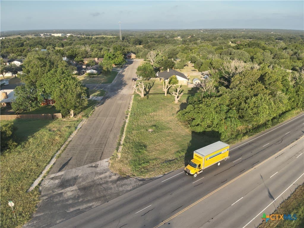 0.5 acres in Lampasas County gallery image 4