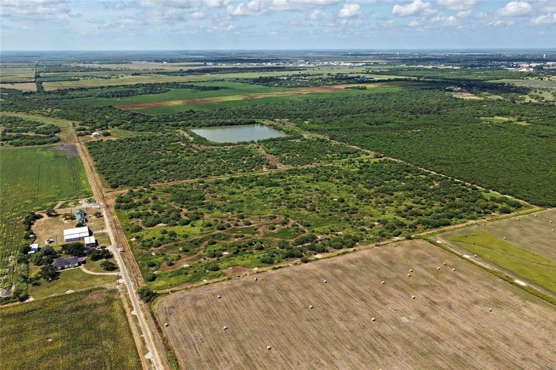 152.72 acres in Jim Wells County - photo 24