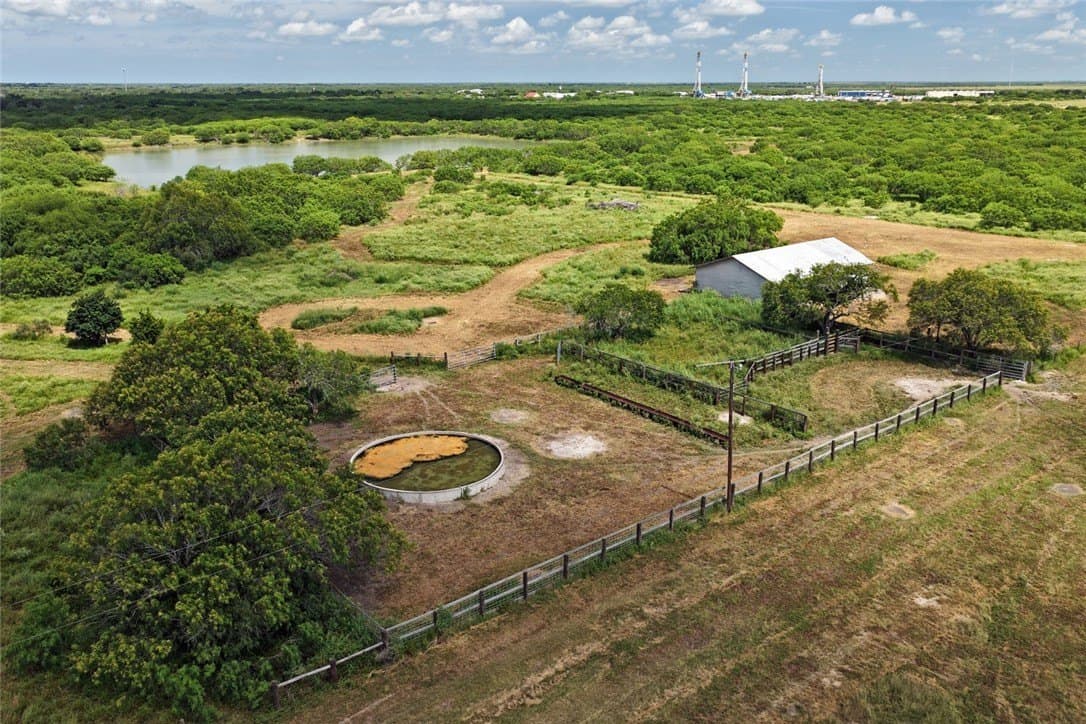 152.72 acres in Jim Wells County - photo 20