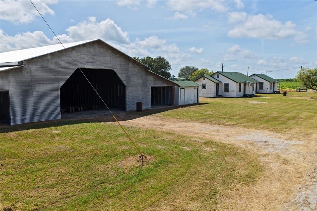 152.72 acres in Jim Wells County - photo 25