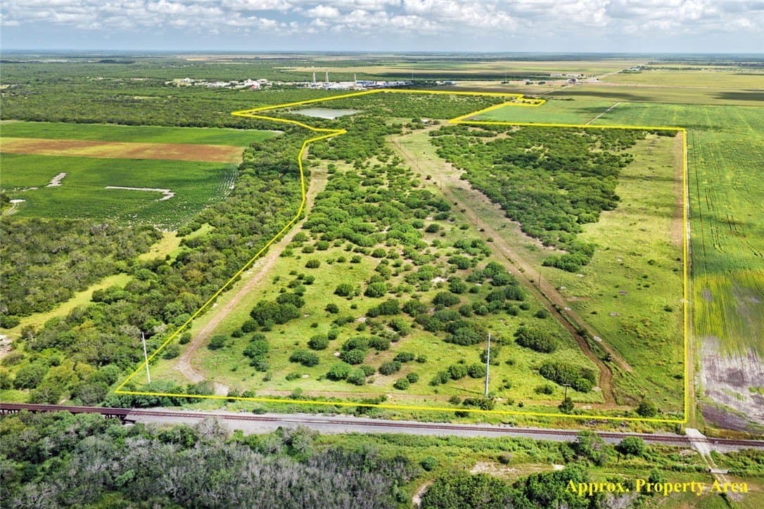 152.72 acres in Jim Wells County - photo 21