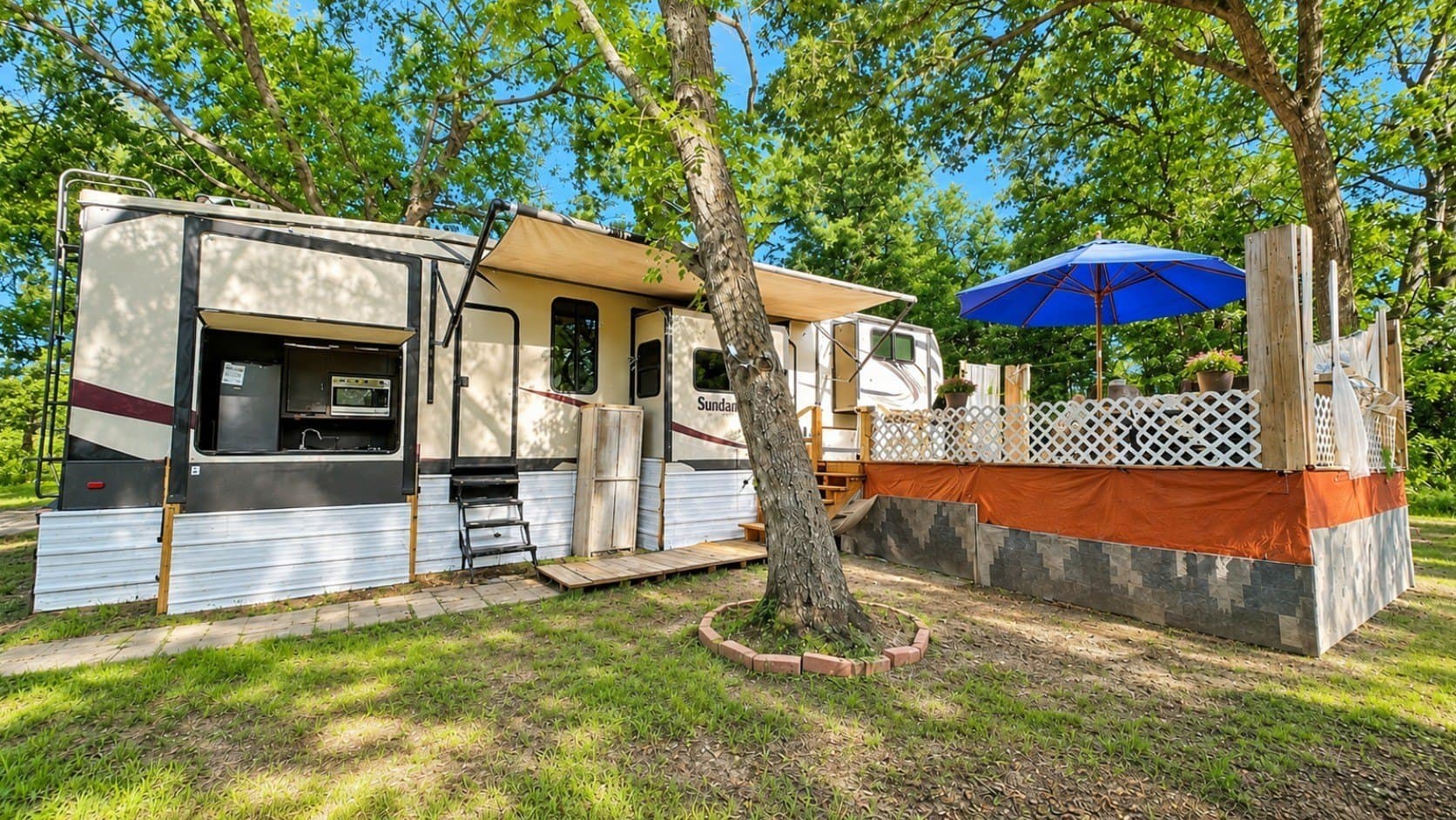 0.25 acres in Wood County