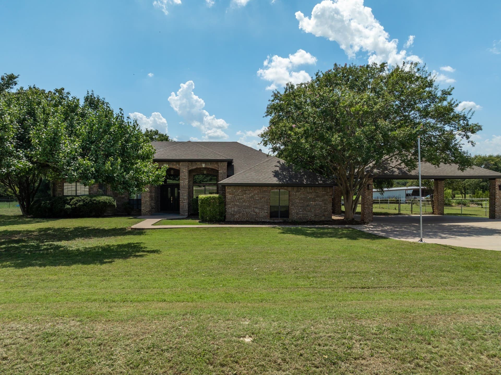 2.98 acres in Hill County - photo 4