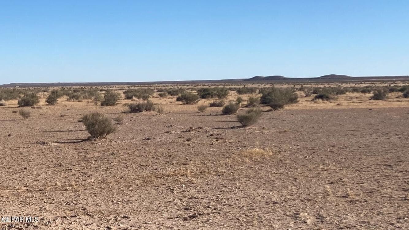 20 acres in Hudspeth County