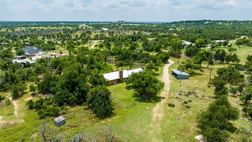 10.63 acres in Gillespie County gallery image 3