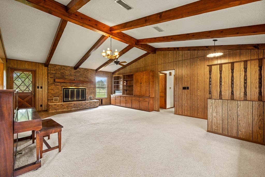 10.63 acres in Gillespie County gallery image 4