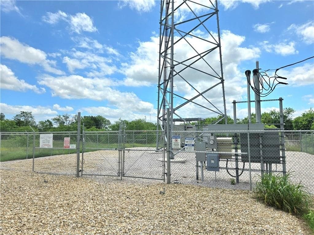 3.38 acres in Burleson County featured view