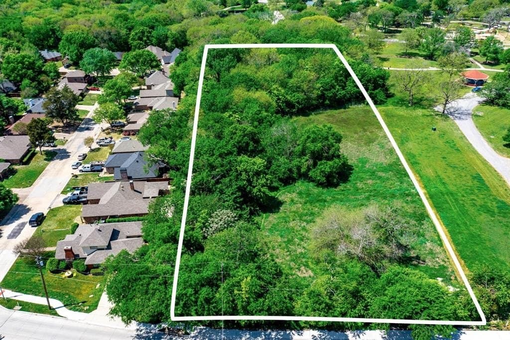 4.33 acres in Collin County gallery image 2