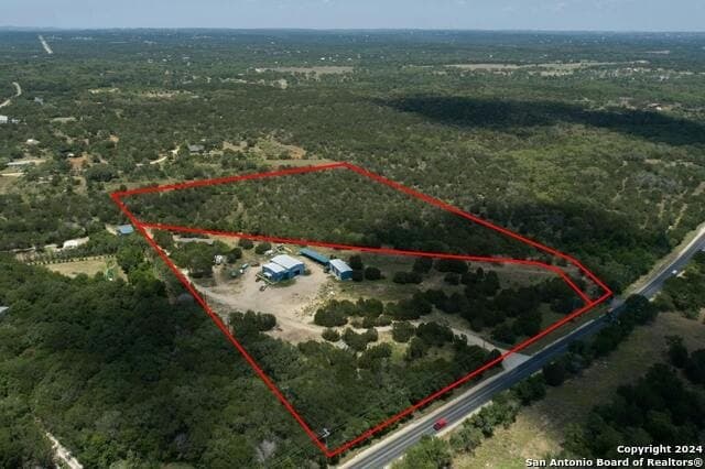 10.01 acres in Comal County