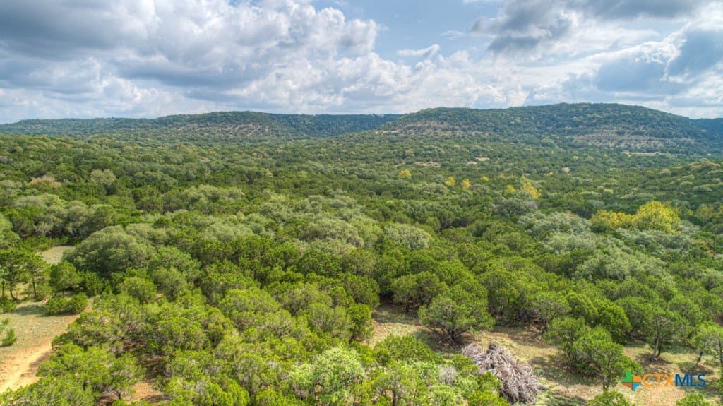 50.72 acres in Comal County - photo 7