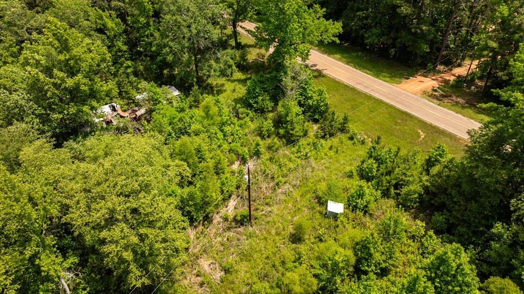 7.9 acres in ANDERSON County gallery image 4