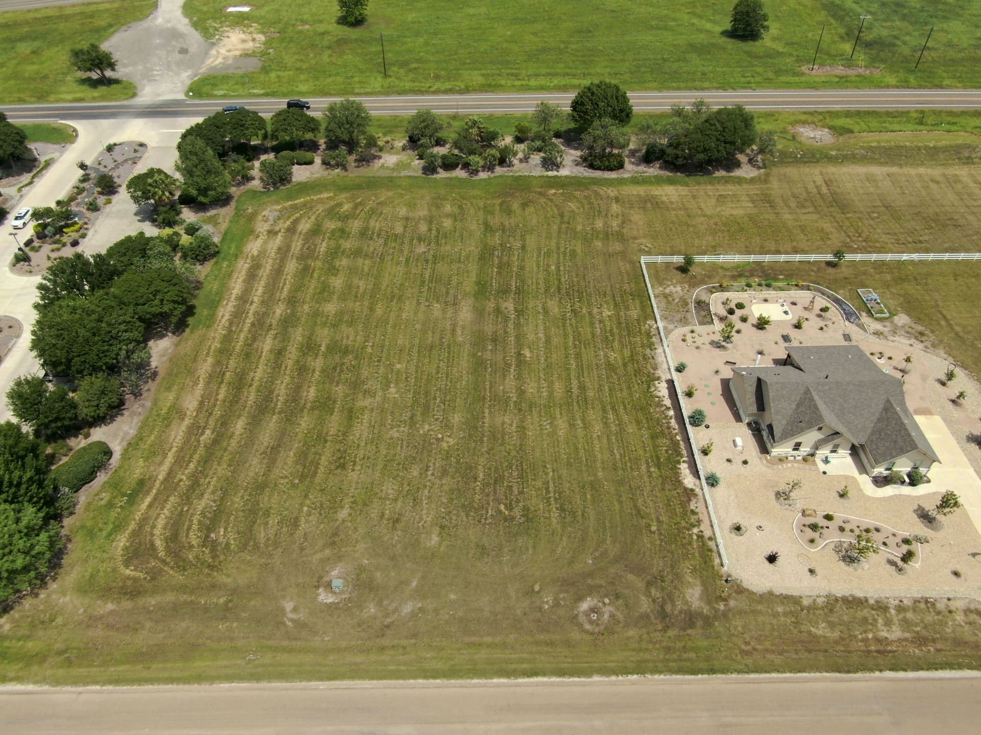 1.02 acres in Navarro County - photo 2