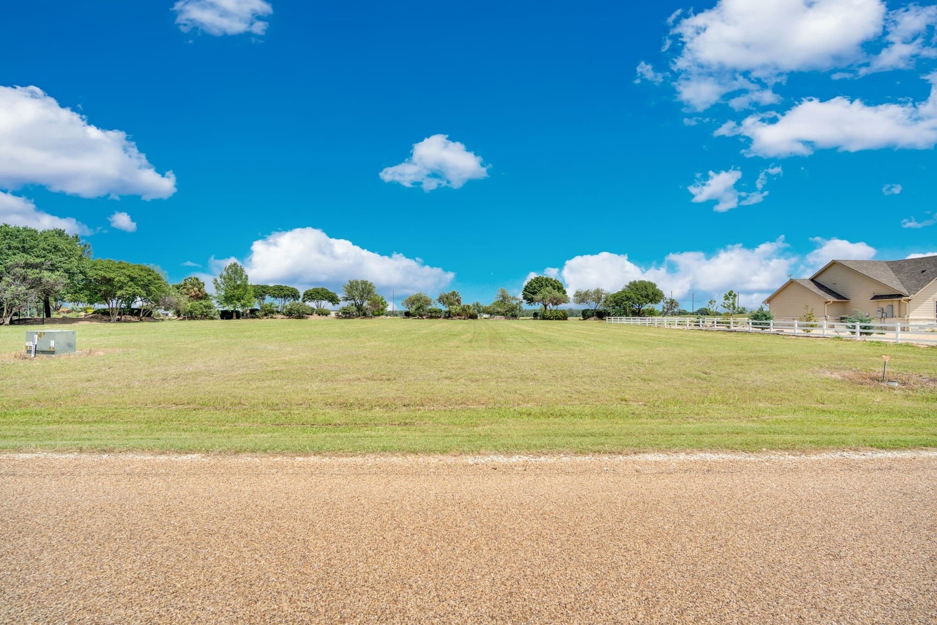 1.02 acres in Navarro County - photo 7
