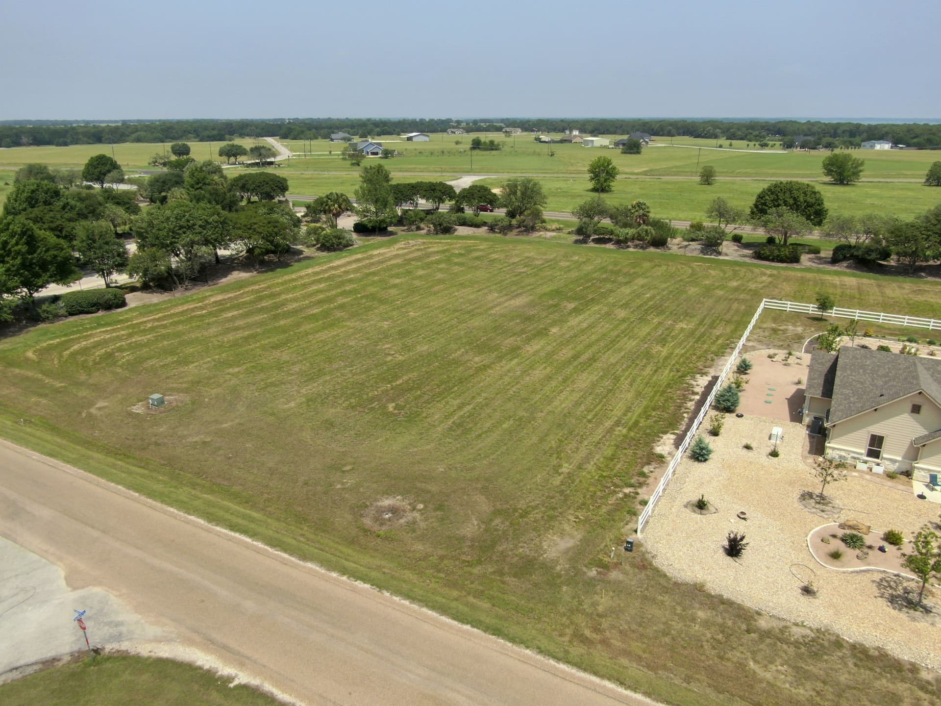 1.02 acres in Navarro County - photo 12